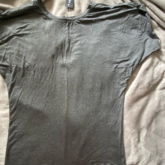 Free to live Gray Women's Top size XXL - Picture 2 of 7